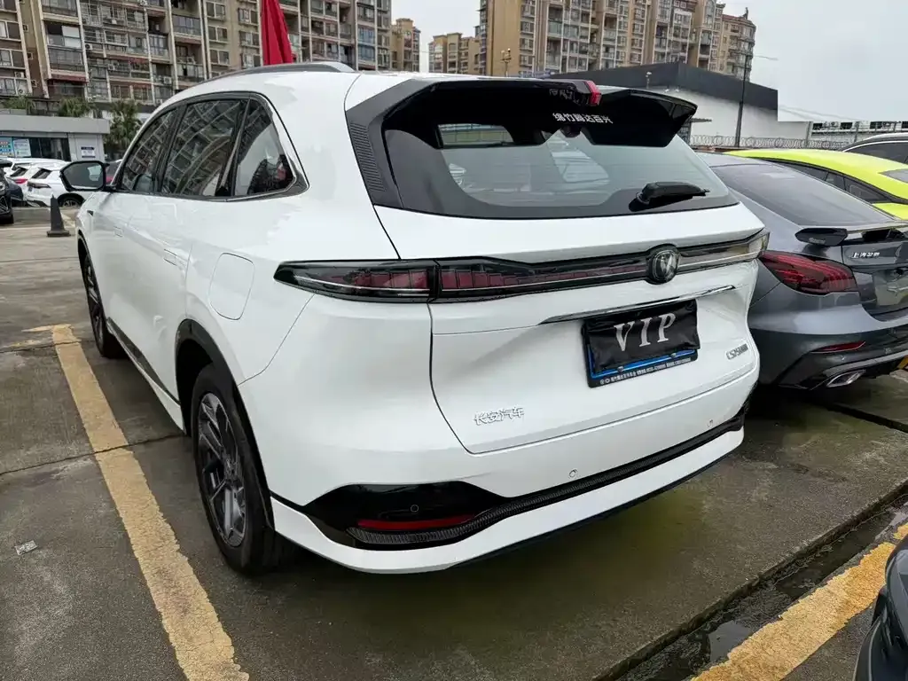 Changan CS75 PLUS — фото 4