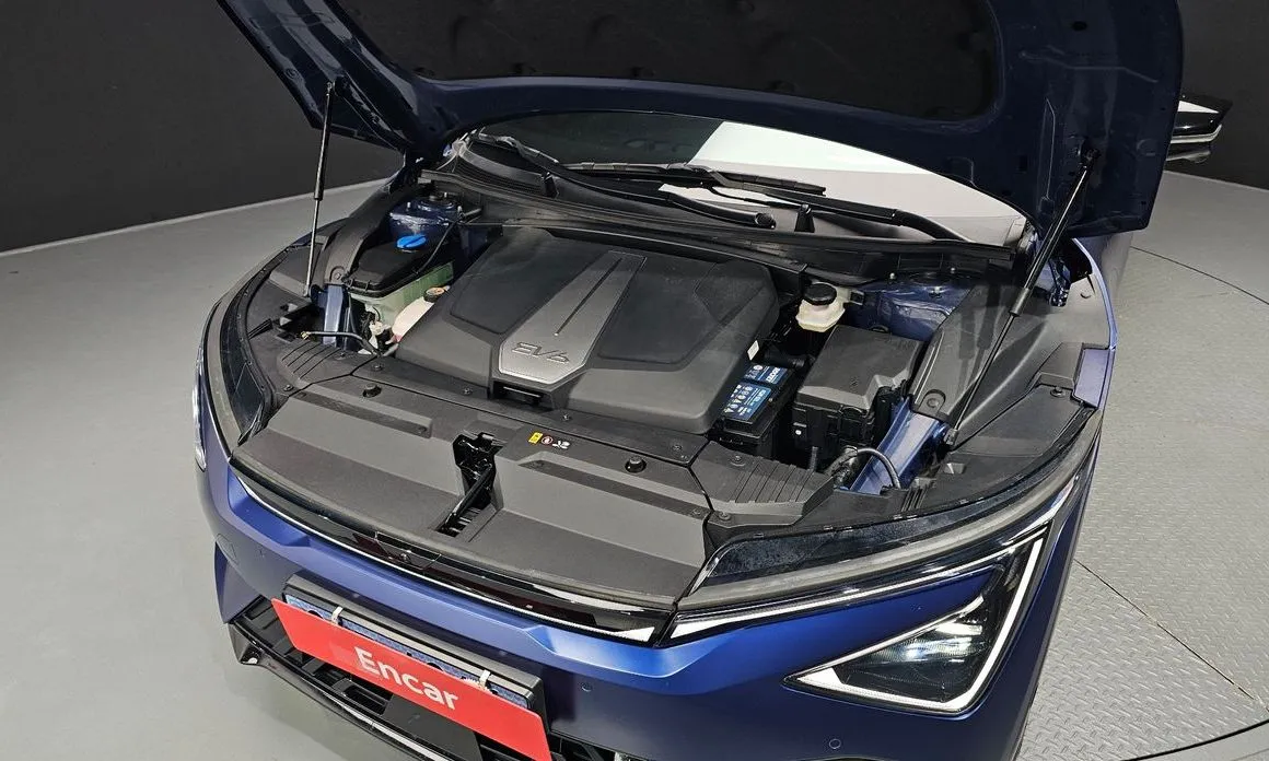 Kia EV6 — фото 6