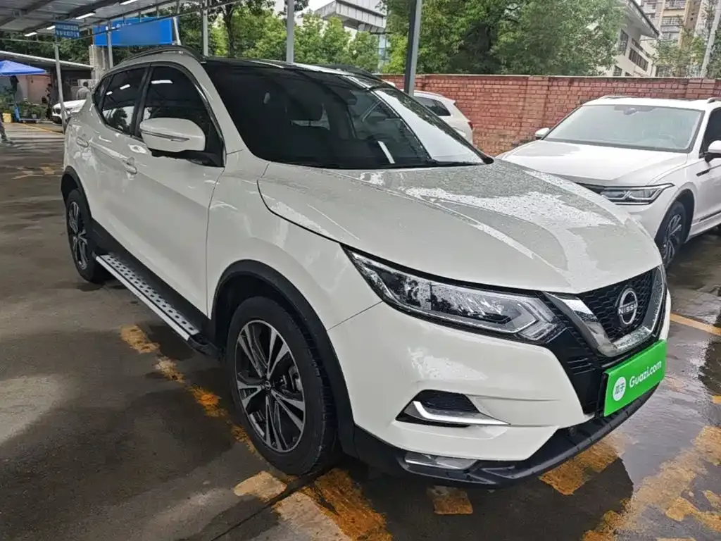 Nissan Qashqai — фото 9