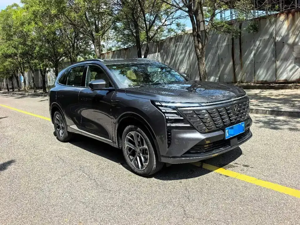 Changan CS75 PLUS — фото 9