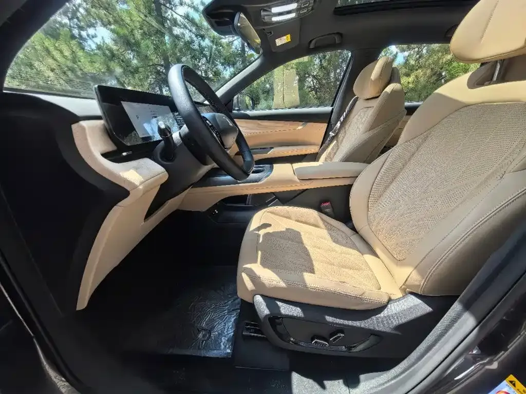 Changan CS75 PLUS — фото 2