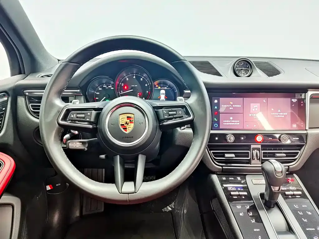 Porsche Macan — фото 4