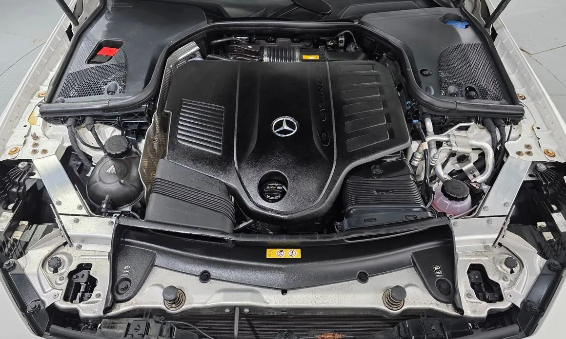 Mercedes-Benz CLS-Class — фото 10