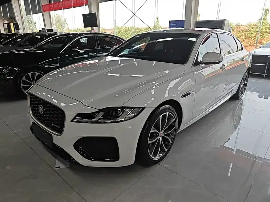 Jaguar XFL — фото 4