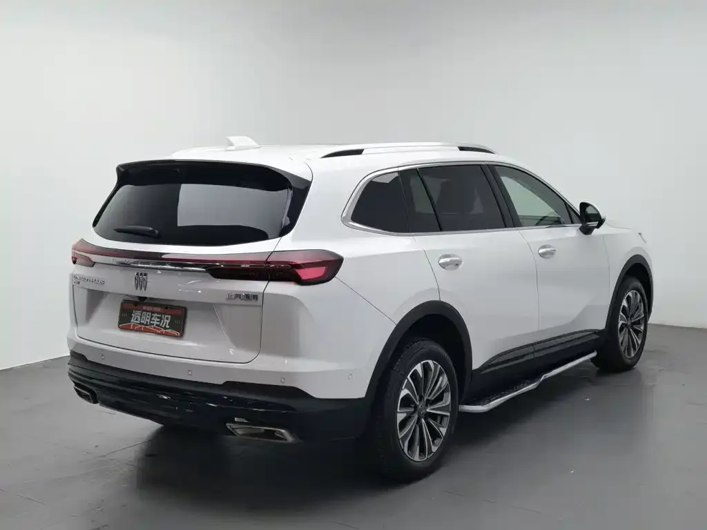 Buick Envision Plus — фото 8