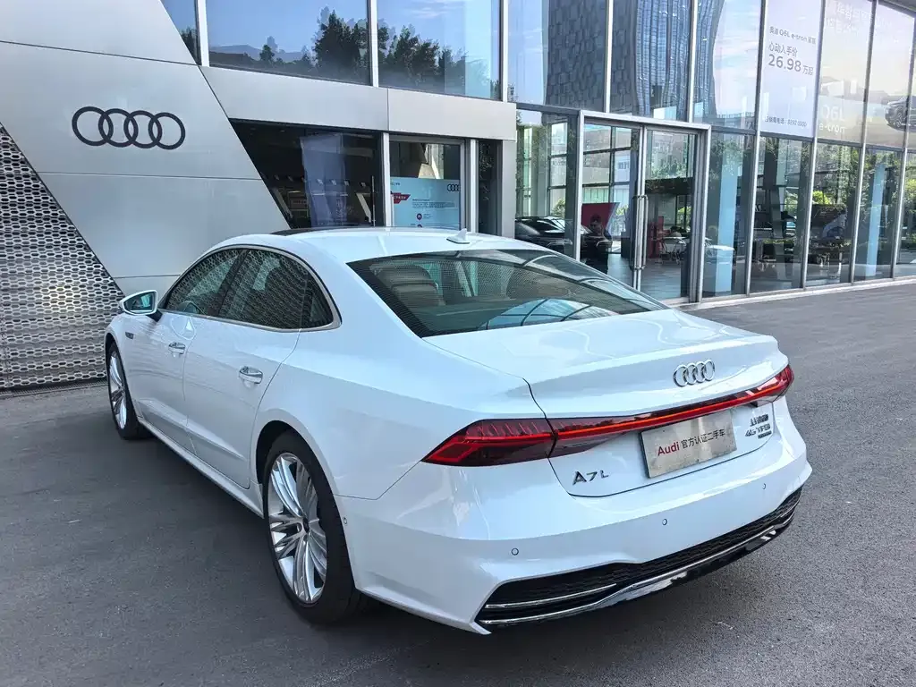Audi A7L — фото 4