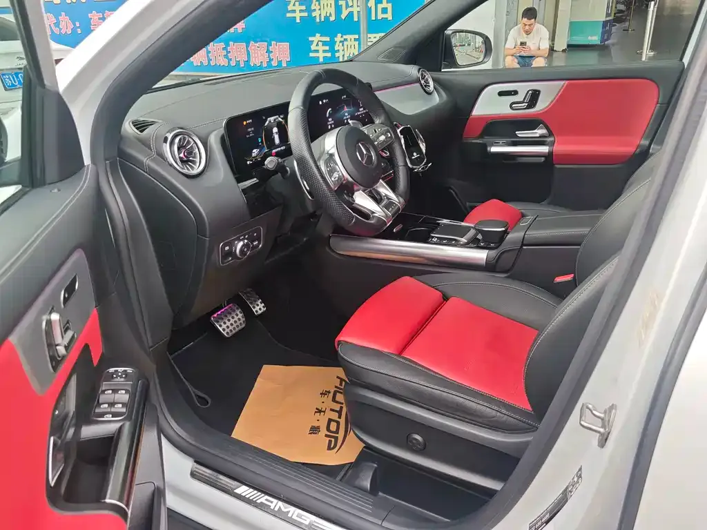 Mercedes-Benz GLA AMG — фото 5