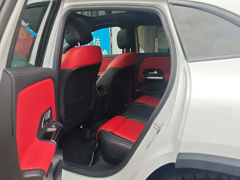 Mercedes-Benz GLA AMG — фото 4