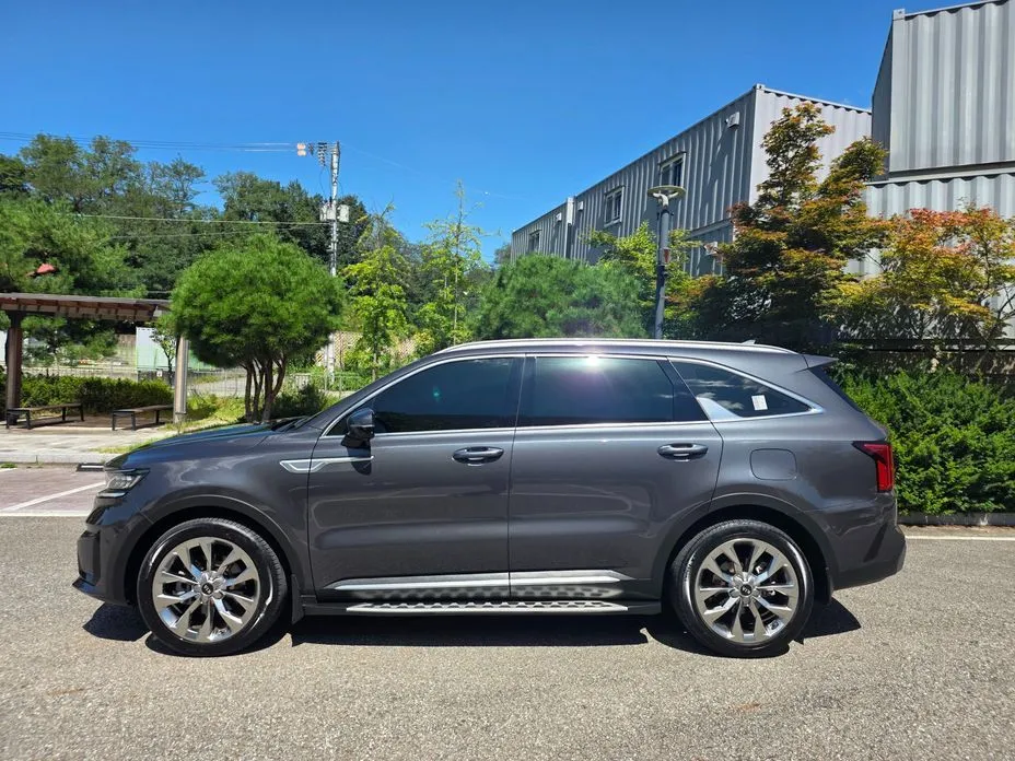 Kia Sorento — фото 3