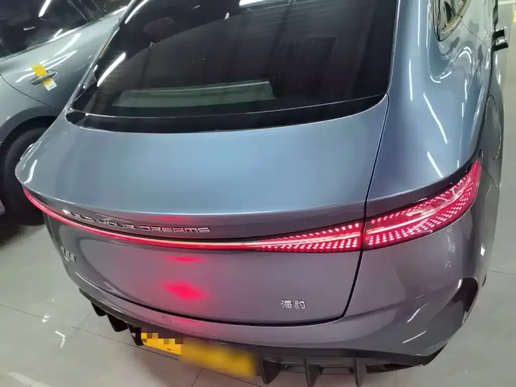 BYD Seal — фото 9