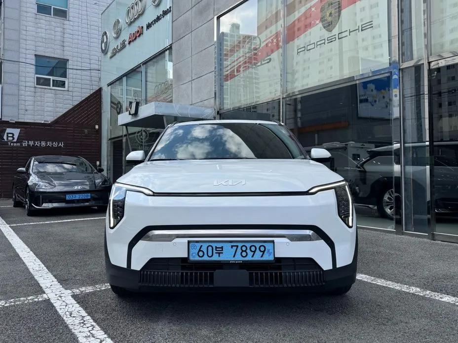 Kia EV3 — фото 8