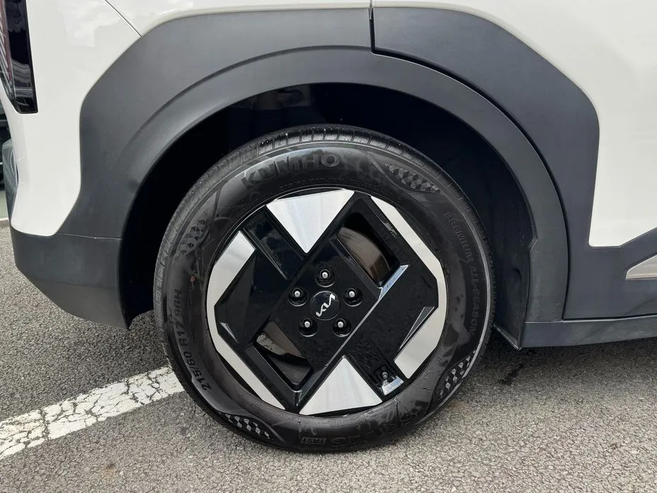 Kia EV3 — фото 7