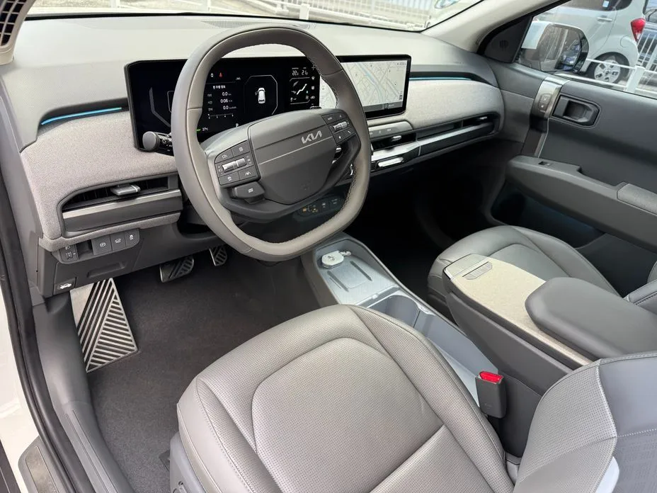 Kia EV3 — фото 10