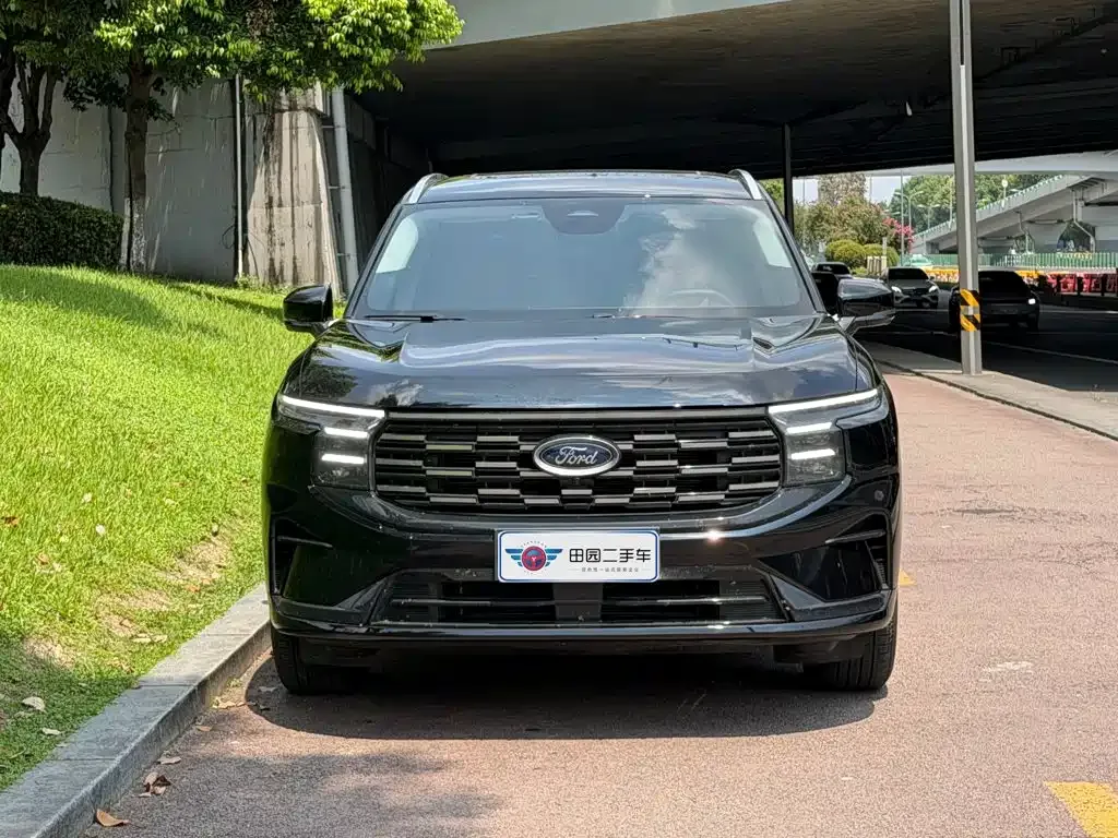 Ford Edge — фото 7
