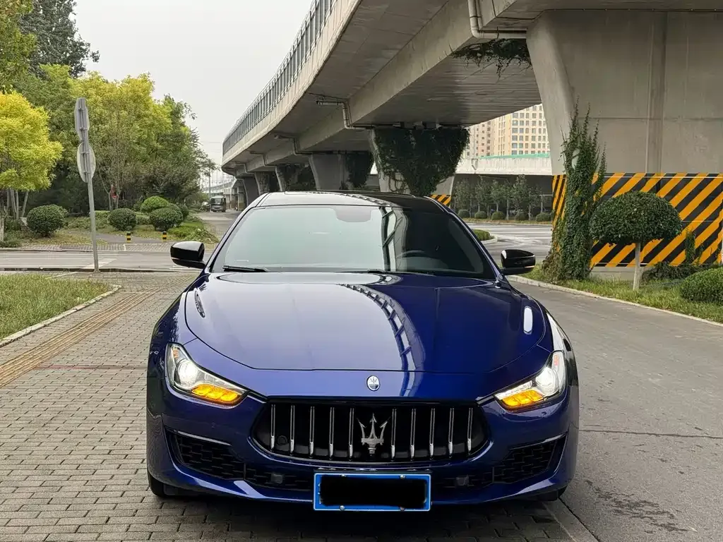Maserati Ghibli — фото 8