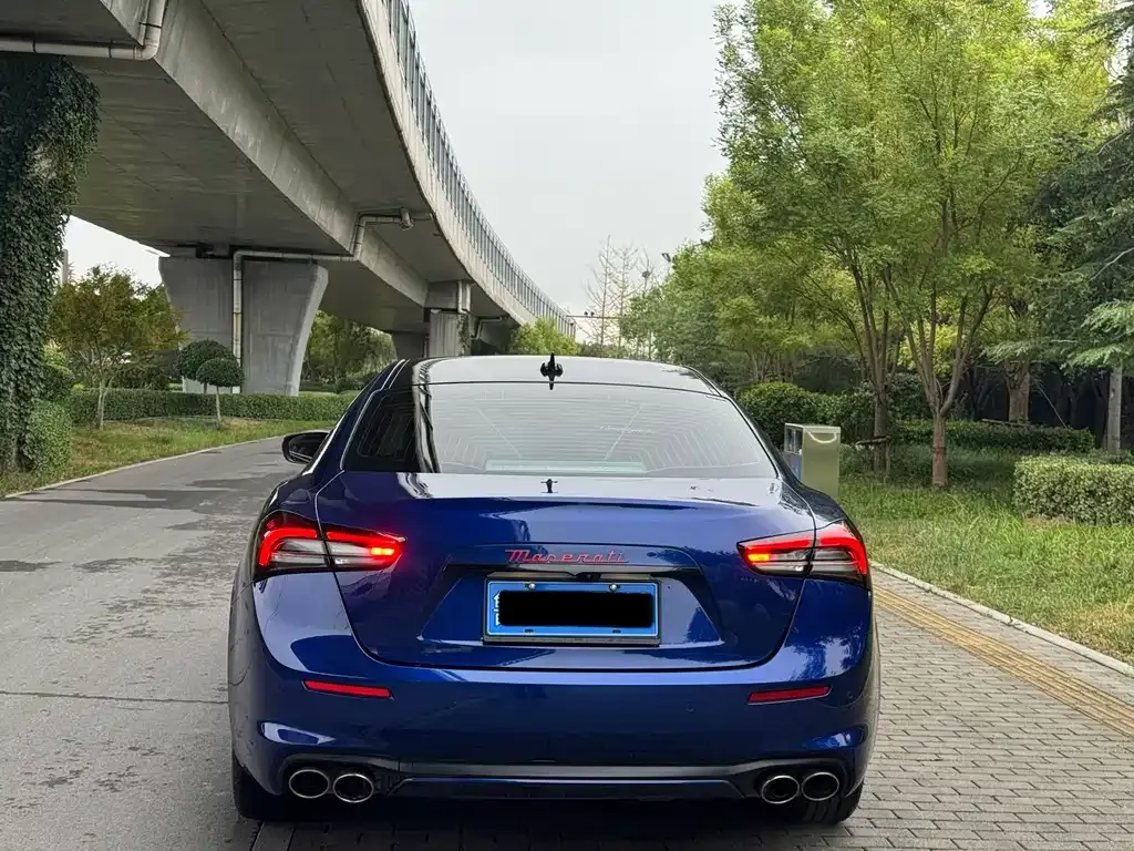 Maserati Ghibli — фото 7