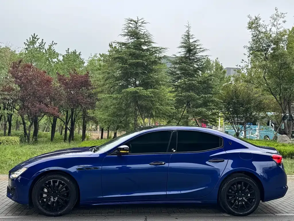 Maserati Ghibli — фото 9
