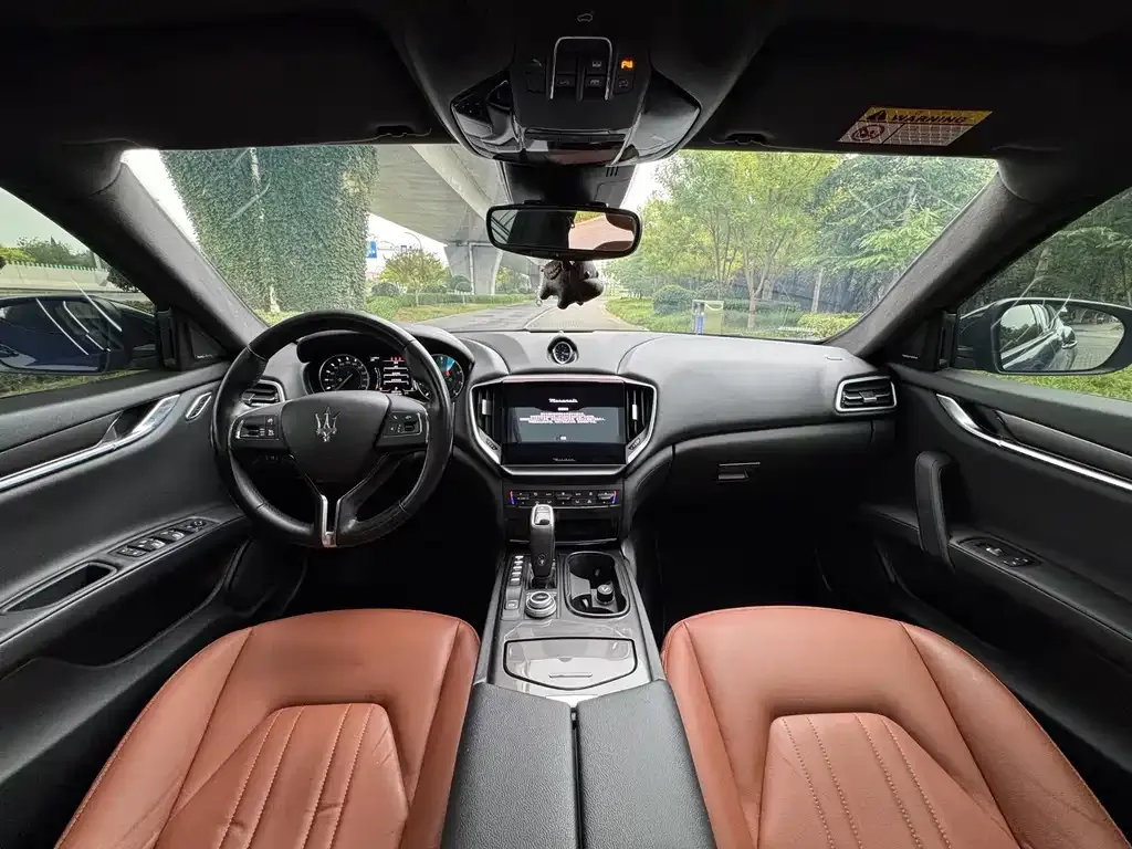 Maserati Ghibli — фото 6