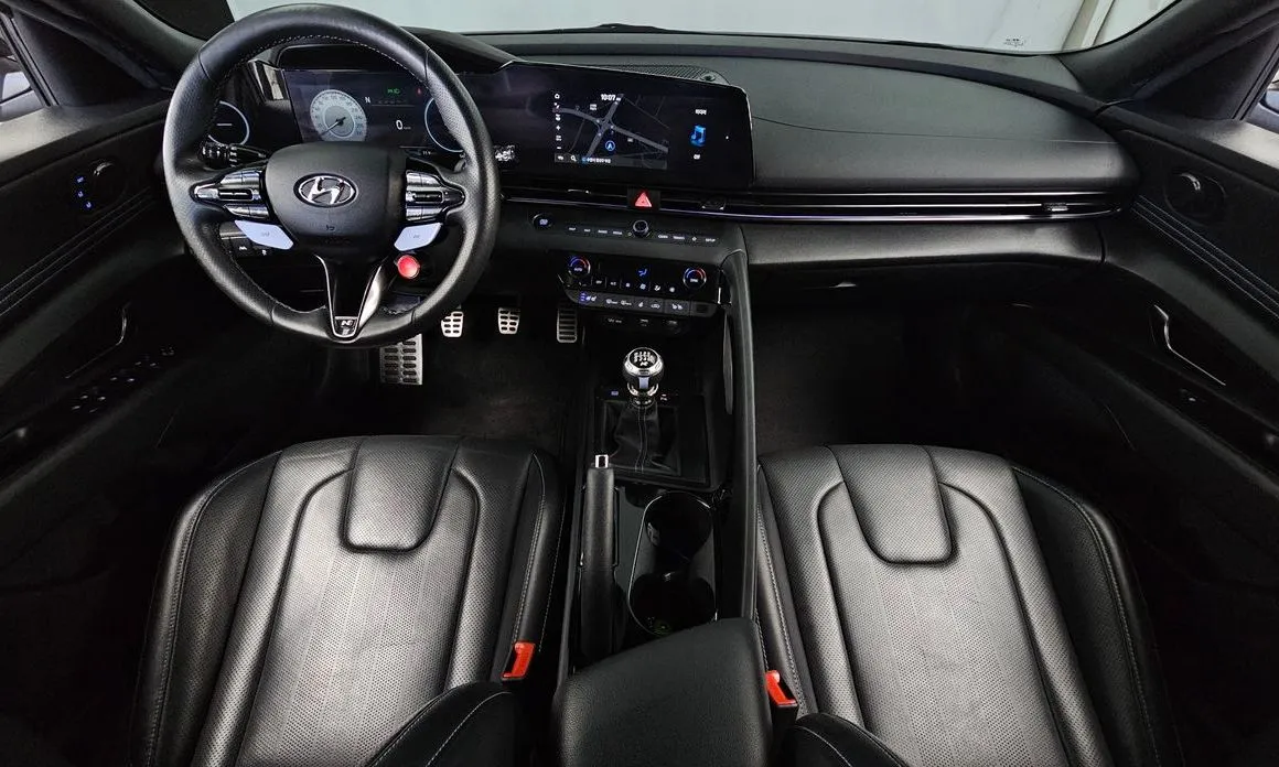 Hyundai AVANTE — фото 3