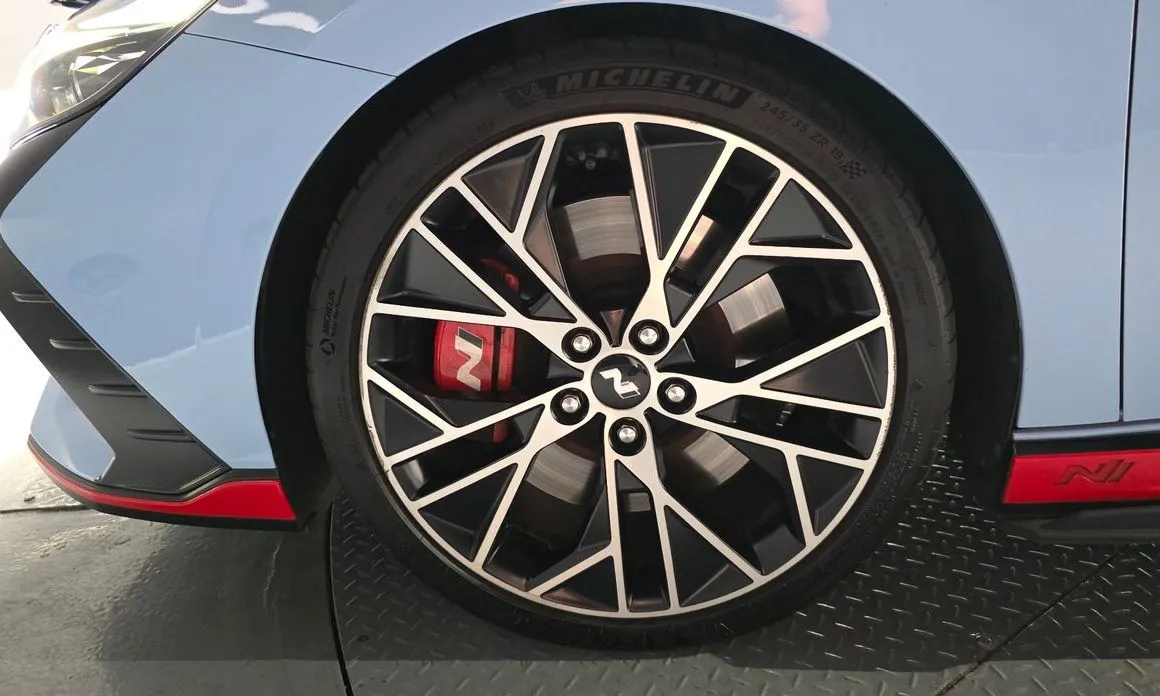 Hyundai AVANTE — фото 4