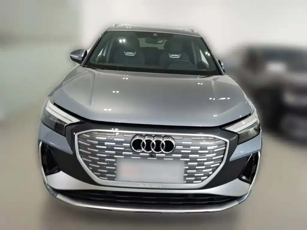 Audi Q4 e-tron — фото 3