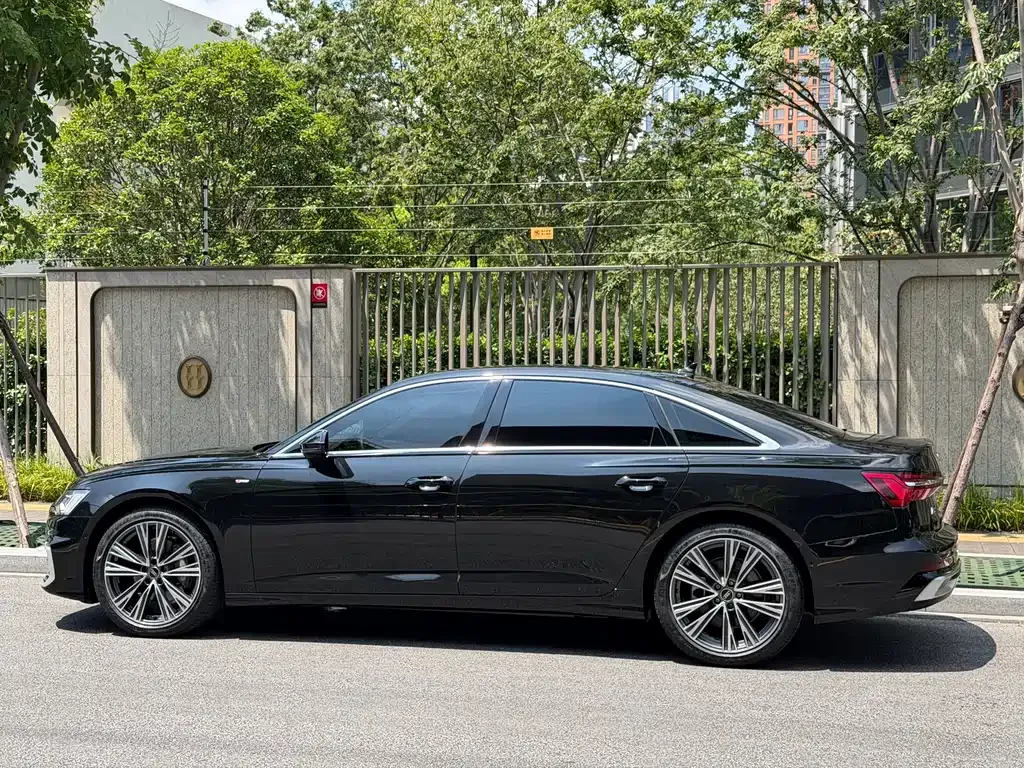 Audi A6L — фото 3