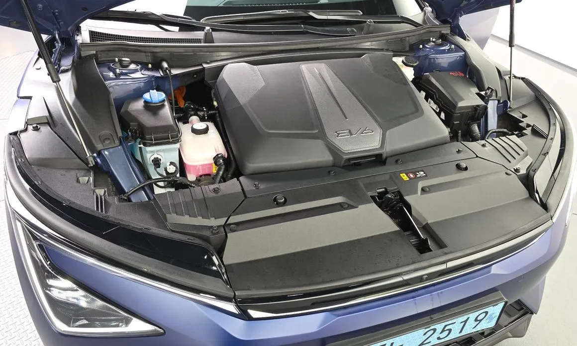 Kia EV6 — фото 9