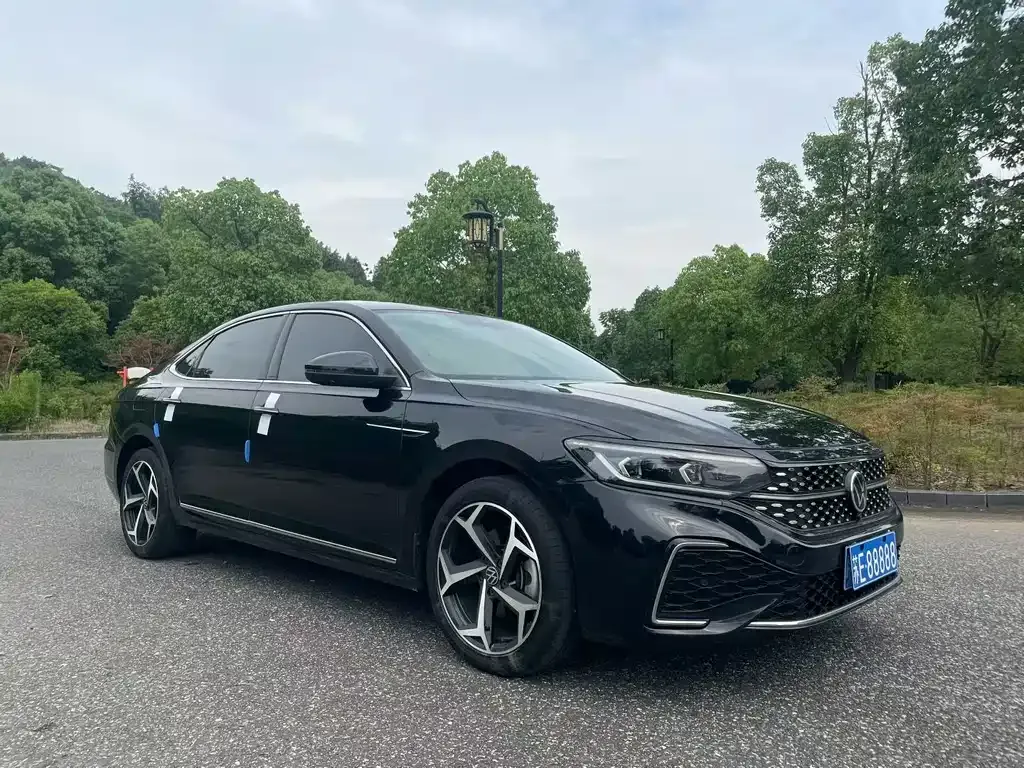 Volkswagen Passat — фото 5