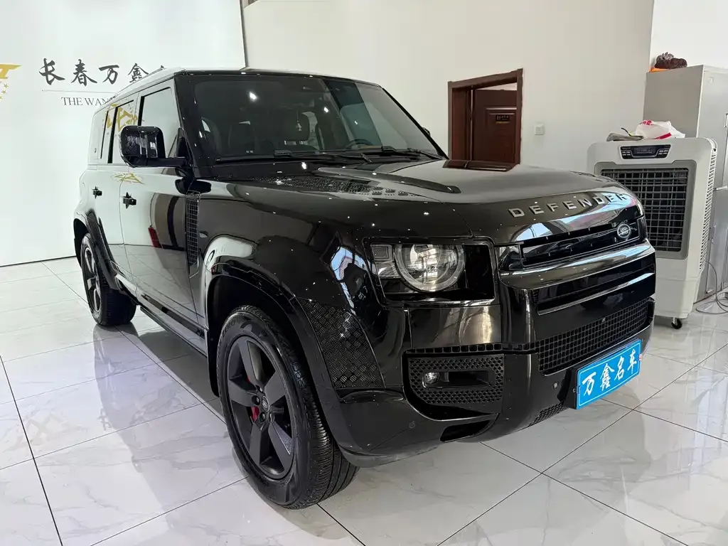 Land Rover Defender — фото 10