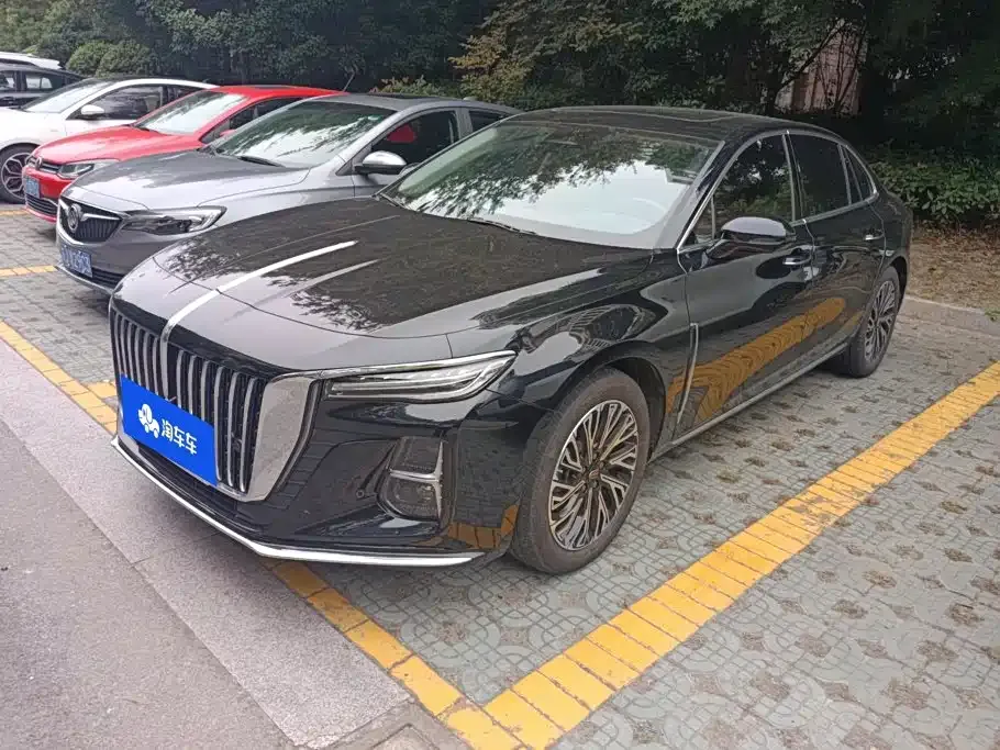 Hongqi H5 — фото 1