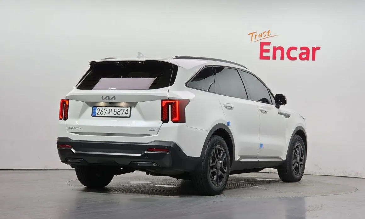 Kia Sorento — фото 5