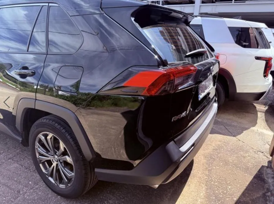 Toyota RAV4 — фото 9