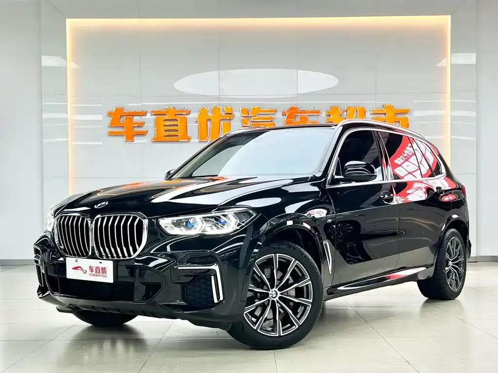 BMW X5 — фото 1