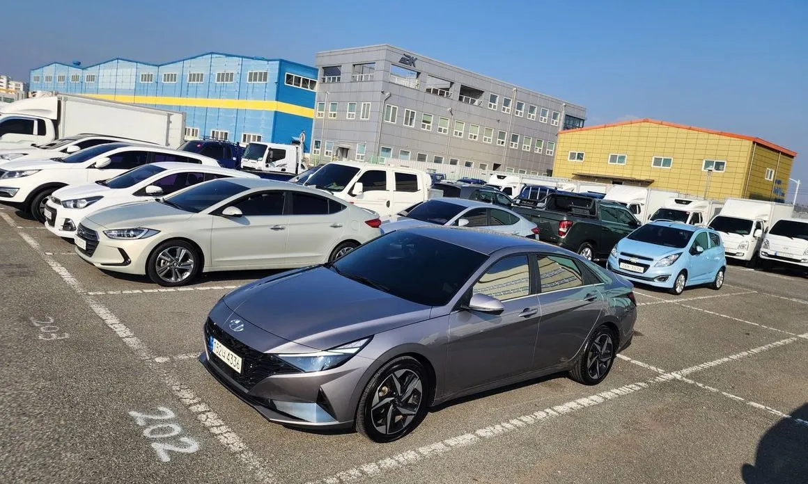 Hyundai AVANTE — фото 5