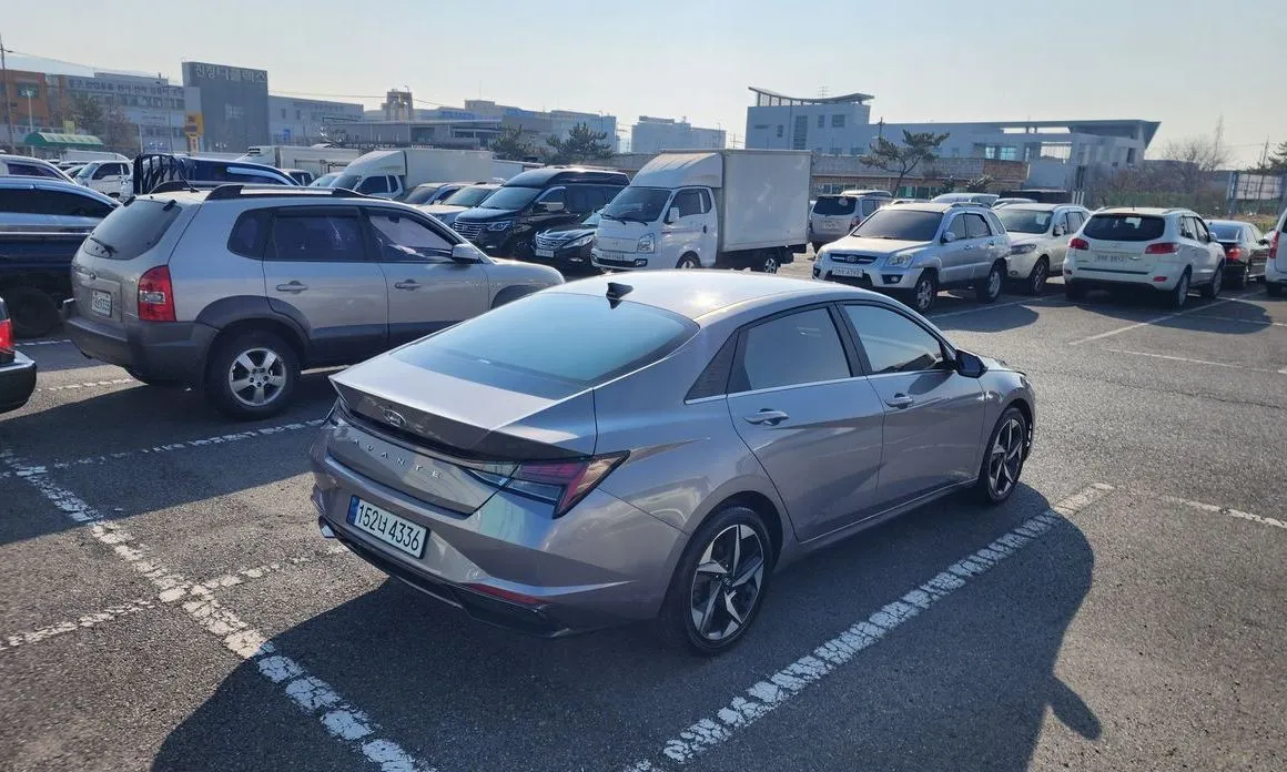 Hyundai AVANTE — фото 4