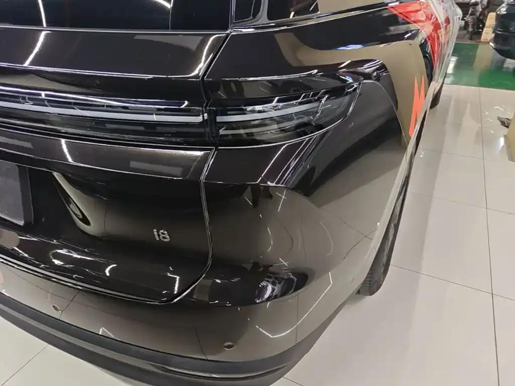 Li Auto Li i8 — фото 2