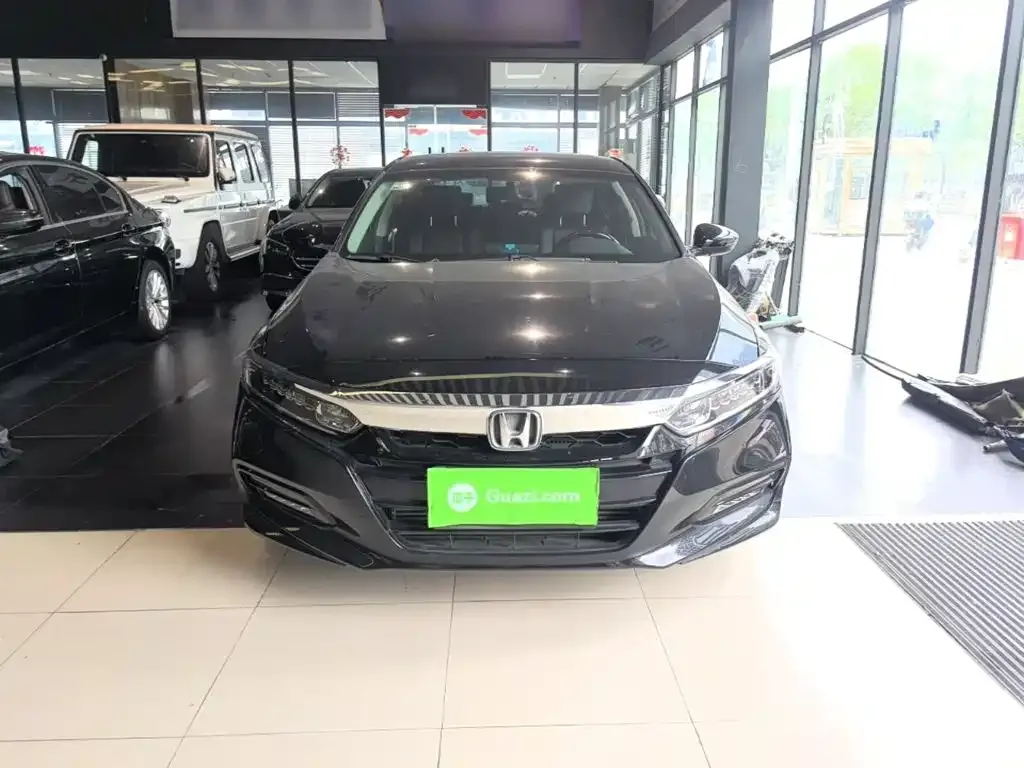 Honda Accord — фото 3
