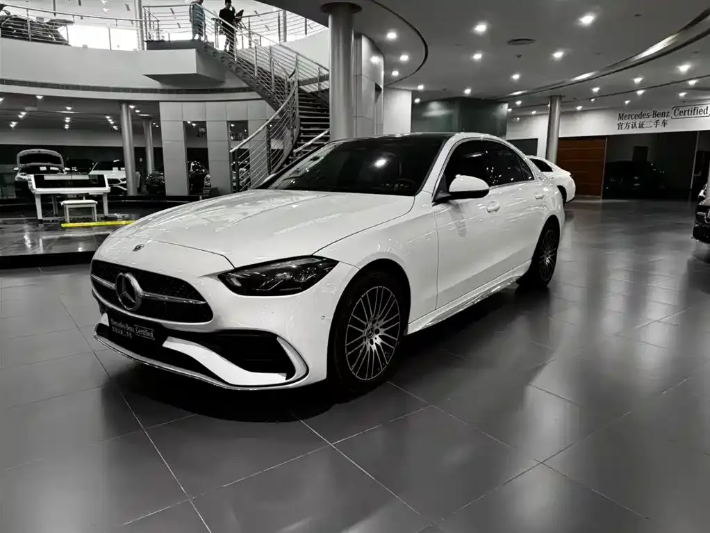 Mercedes-Benz C-Class — фото 1