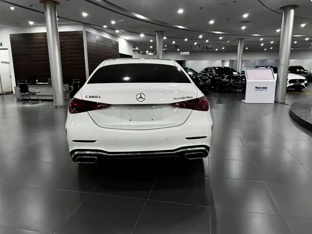 Mercedes-Benz C-Class — фото 2