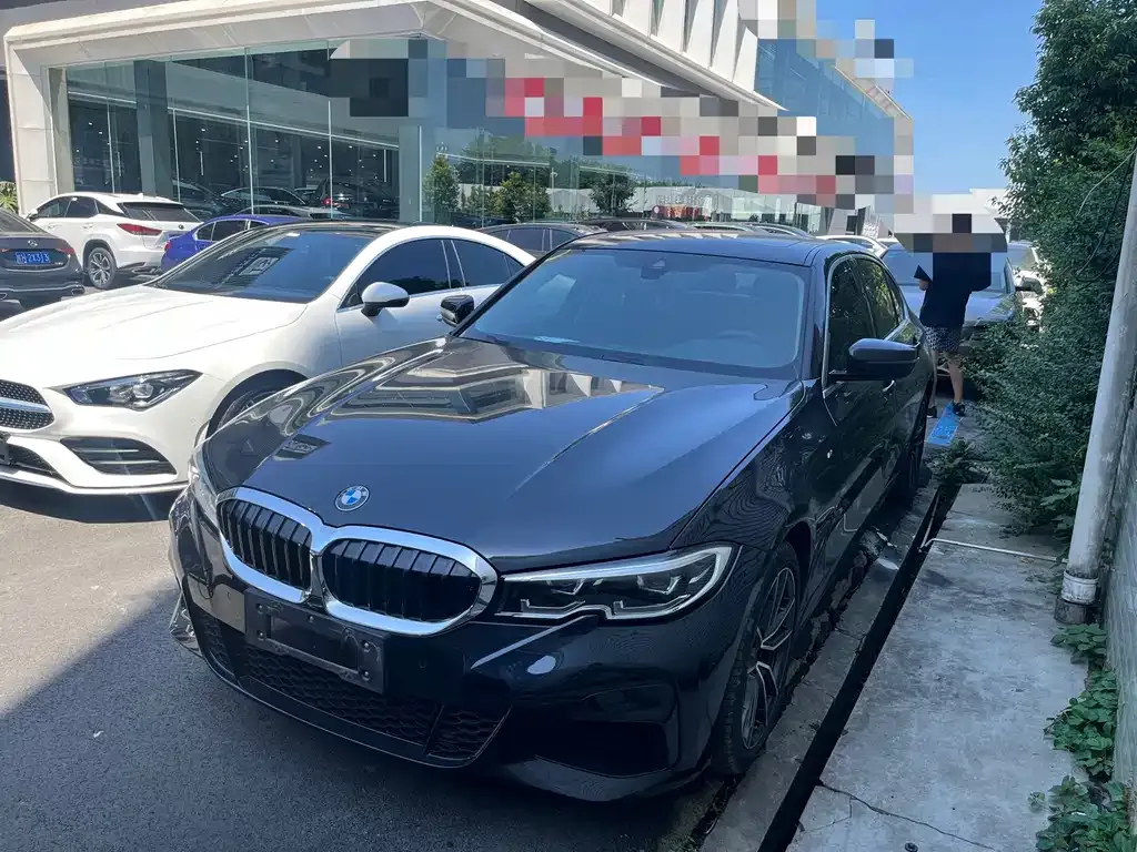 BMW 3 Series — фото 1
