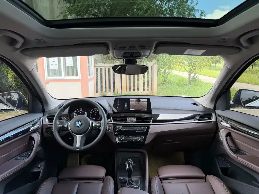 BMW X1 — фото 10