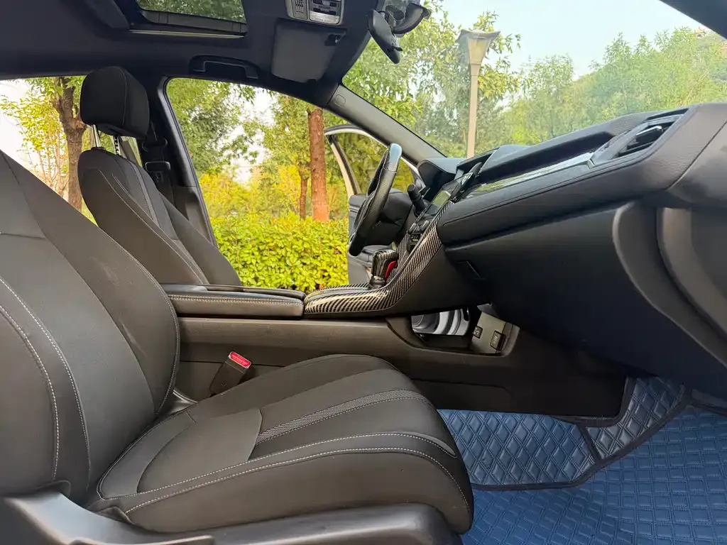 Honda Civic — фото 7