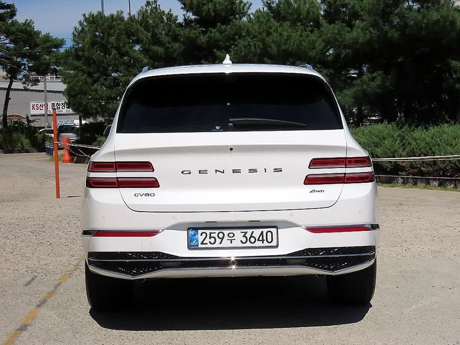 Genesis GV80 — фото 10