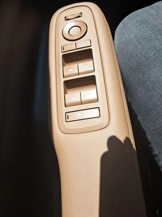 Hyundai Santafe — фото 4