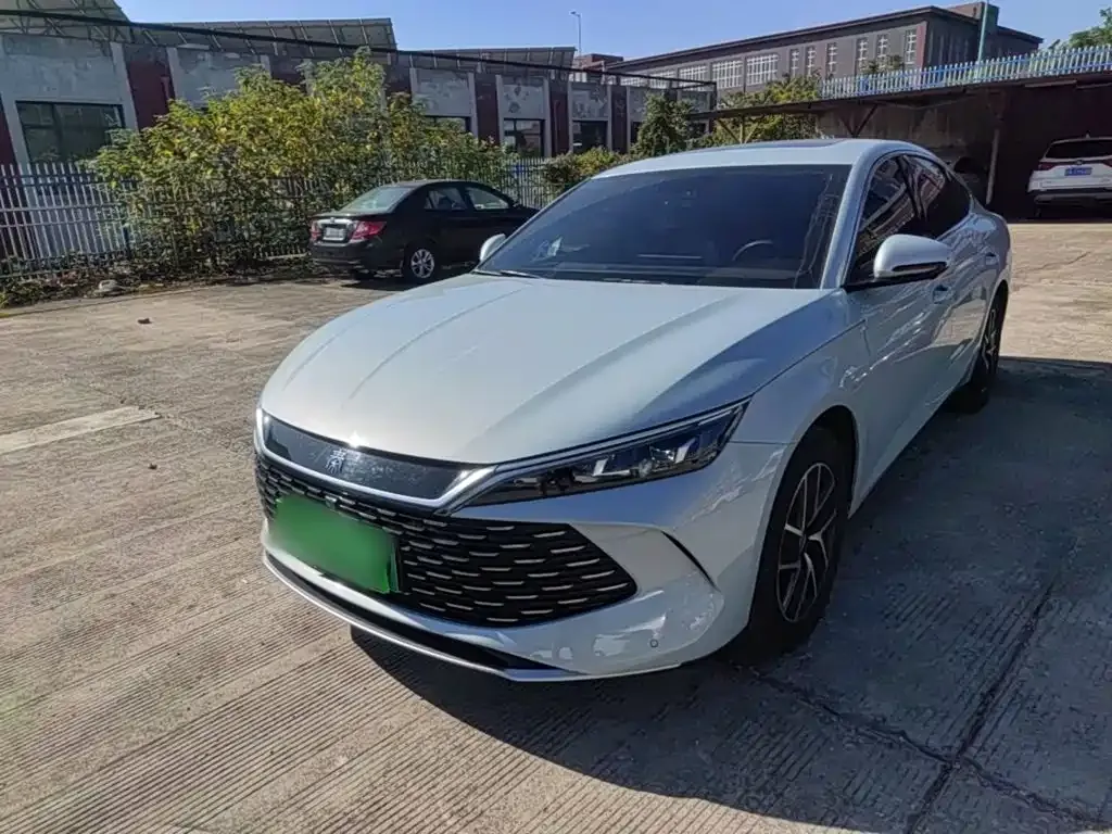 BYD Qin L — фото 4
