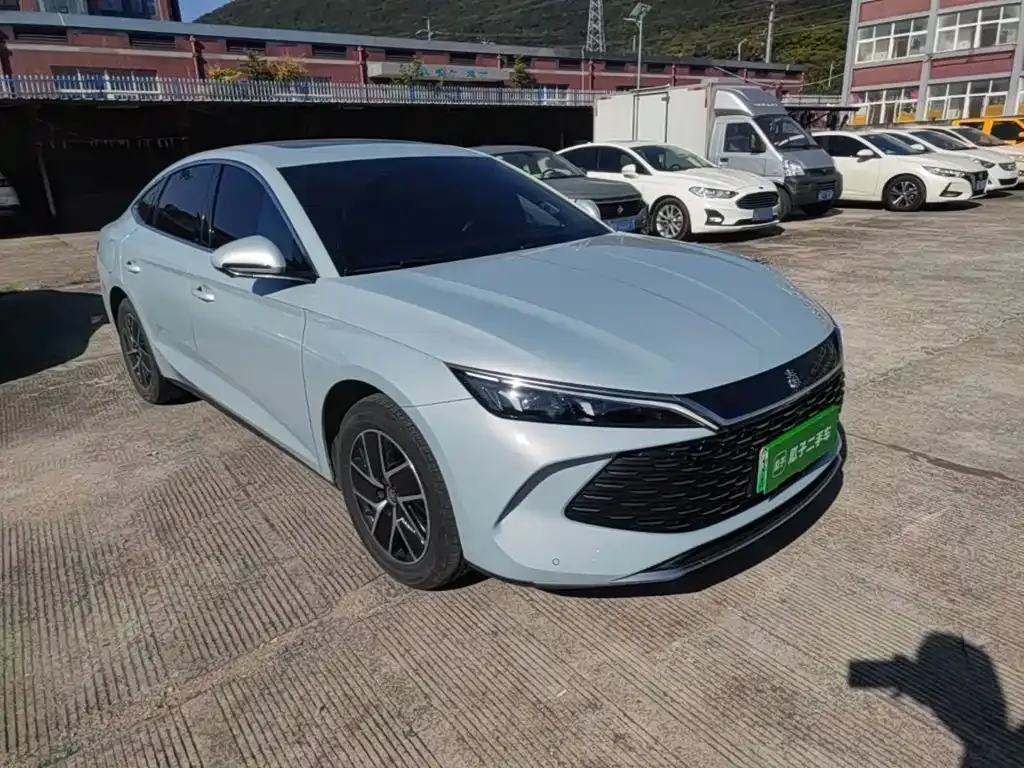 BYD Qin L — фото 9