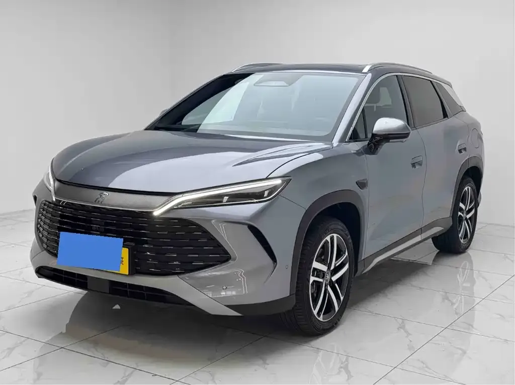 BYD L DM-i — фото 1