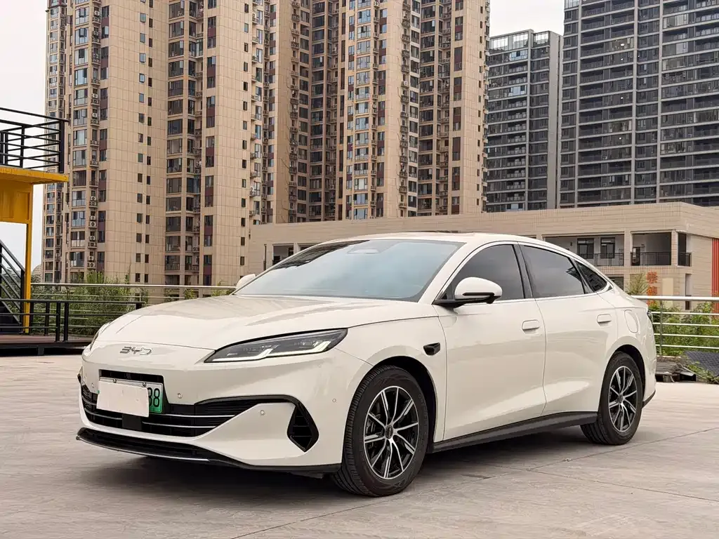 BYD Seal 06 — фото 1
