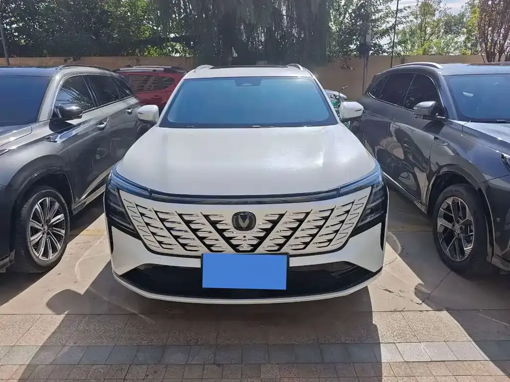 Changan CS75 PLUS — фото 3