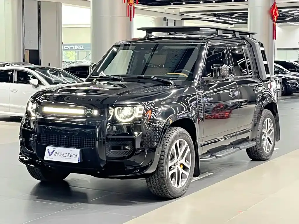 Land Rover Defender — фото 1